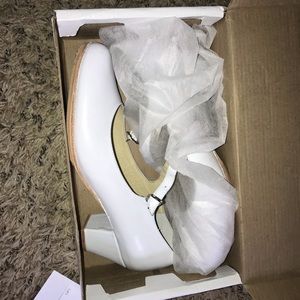 Folclórico Shoes size 7 women fits a 6.5 also